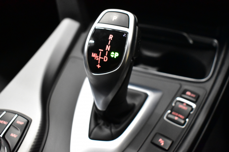 BMW 3シリーズ 320dﾂｰﾘﾝｸﾞ Mｽﾎﾟｰﾂｴﾃﾞｨｼｮﾝｼｬﾄﾞｰ LCI後期限定 ﾋｰﾀｰ付黒革 専用ﾀﾞｰｸLEDﾍｯﾄﾞﾗｲﾄ&ﾃｰﾙ 液晶ﾒｰﾀｰ 追従ACC ﾀｯﾁﾊﾟﾈﾙHDDﾅﾋﾞ 車線変更&逸脱&歩行者警告 衝突軽減ﾌﾞﾚｰｷ  19AW 電動Rｹﾞｰﾄ 前後PDC Bｶﾒﾗ  2年保証