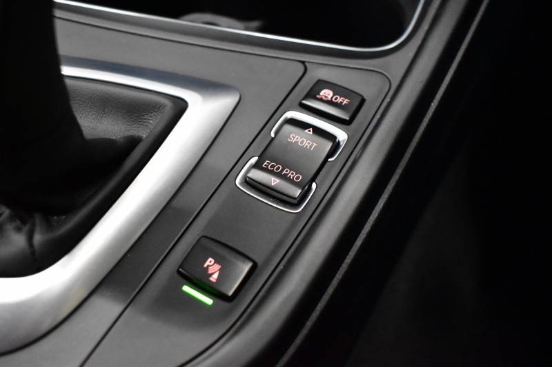 BMW 3シリーズ 320dﾂｰﾘﾝｸﾞ Mｽﾎﾟｰﾂｴﾃﾞｨｼｮﾝｼｬﾄﾞｰ LCI後期限定 ﾋｰﾀｰ付黒革 専用ﾀﾞｰｸLEDﾍｯﾄﾞﾗｲﾄ&ﾃｰﾙ 液晶ﾒｰﾀｰ 追従ACC ﾀｯﾁﾊﾟﾈﾙHDDﾅﾋﾞ 車線変更&逸脱&歩行者警告 衝突軽減ﾌﾞﾚｰｷ  19AW 電動Rｹﾞｰﾄ 前後PDC Bｶﾒﾗ  2年保証