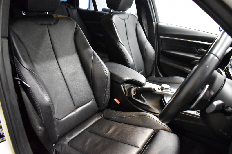 BMW 3シリーズ 320dﾂｰﾘﾝｸﾞ Mｽﾎﾟｰﾂｴﾃﾞｨｼｮﾝｼｬﾄﾞｰ LCI後期限定 ﾋｰﾀｰ付黒革 専用ﾀﾞｰｸLEDﾍｯﾄﾞﾗｲﾄ&ﾃｰﾙ 液晶ﾒｰﾀｰ 追従ACC ﾀｯﾁﾊﾟﾈﾙHDDﾅﾋﾞ 車線変更&逸脱&歩行者警告 衝突軽減ﾌﾞﾚｰｷ  19AW 電動Rｹﾞｰﾄ 前後PDC Bｶﾒﾗ  2年保証