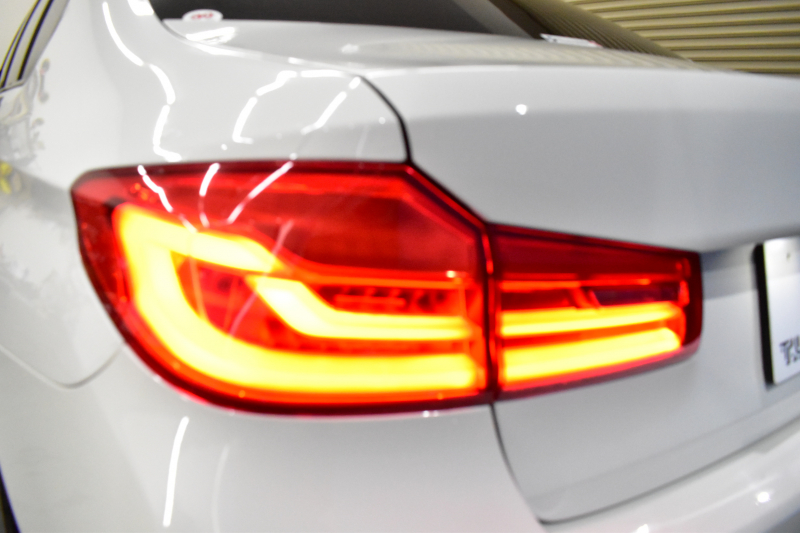 BMW 5シリーズ 530i Mｽﾎﾟｰﾂ ｲﾉﾍﾞｰｼｮﾝ&ﾊｲﾗｲﾝP 高出力ﾓﾃﾞﾙ 全席ﾋｰﾀｰ付白革 LEDﾍｯﾄﾞﾗｲﾄ 追従ACC HUD Mｽﾎﾟｰﾂﾌﾞﾚｰｷ 19AW 液晶ﾒｰﾀｰ 車線変更警告 ﾀｯﾁﾊﾟﾈﾙ対応iﾄﾞﾗｲﾌﾞHDDﾅﾋﾞﾌﾙｾｸﾞ全周囲ｶﾒﾗ 3Dﾋﾞｭｰ Pｱｼｽﾄﾌﾟﾗｽ 電動ﾄﾗﾝｸ 2年保証