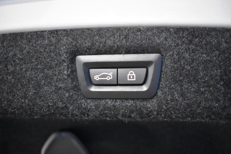 BMW 5シリーズ 530i Mｽﾎﾟｰﾂ ｲﾉﾍﾞｰｼｮﾝ&ﾊｲﾗｲﾝP 高出力ﾓﾃﾞﾙ 全席ﾋｰﾀｰ付白革 LEDﾍｯﾄﾞﾗｲﾄ 追従ACC HUD Mｽﾎﾟｰﾂﾌﾞﾚｰｷ 19AW 液晶ﾒｰﾀｰ 車線変更警告 ﾀｯﾁﾊﾟﾈﾙ対応iﾄﾞﾗｲﾌﾞHDDﾅﾋﾞﾌﾙｾｸﾞ全周囲ｶﾒﾗ 3Dﾋﾞｭｰ Pｱｼｽﾄﾌﾟﾗｽ 電動ﾄﾗﾝｸ 2年保証