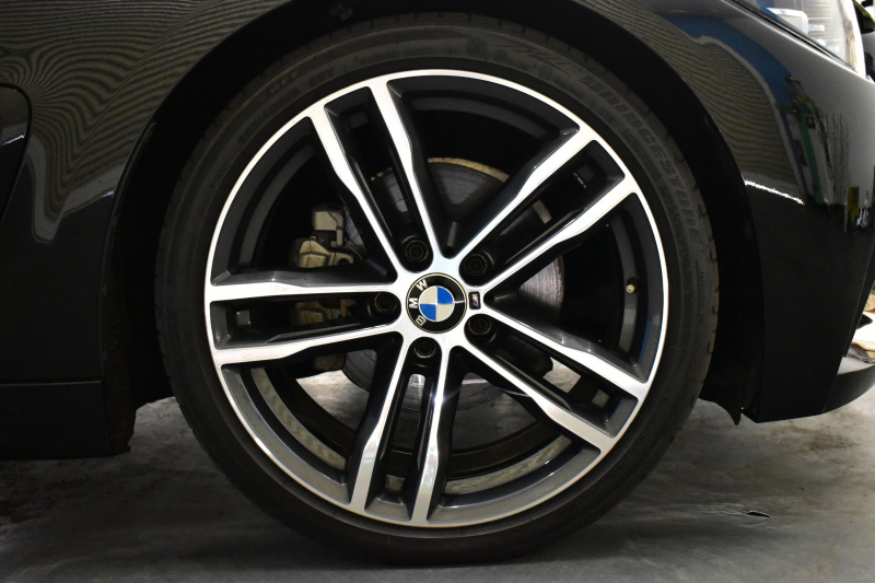 BMW 4シリーズ 420i ｸｰﾍﾟ Mｽﾎﾟｰﾂ  LCI後期 ﾋｰﾀｰ付赤革 追従ACC ﾍｷｻｺﾞﾅﾙLEDﾍｯﾄﾞﾗｲﾄ&ﾃｰﾙ  液晶ﾒｰﾀｰ 黒ｸﾞﾘﾙ ﾀｯﾁﾊﾟｯﾄﾞiﾄﾞﾗｲﾌﾞHDDﾅﾋﾞ Bｶﾒﾗ 前後PDC ﾌﾙｾｸﾞTV 車線変更&逸脱&歩行者警告 衝突軽減ﾌﾞﾚｰｷ ｳｯﾄﾞｲﾝﾃﾘｱ DSRC 2年保証