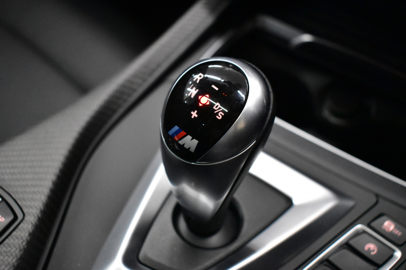 BMW Mシリーズ M2 ｺﾝﾍﾟﾃｨｼｮﾝ MDCT 7速DCT LCI後期  ｻﾝﾙｰﾌ ﾊｰﾏﾝｶｰﾄﾞﾝ 専用410馬力ｴﾝｼﾞﾝ LEDﾍｯﾄﾞﾗｲﾄ&ﾃｰﾙ ﾋｰﾀｰ付黒革 ﾀｯﾁﾊﾟﾈﾙHDDﾅﾋﾞBｶﾒﾗ 19AW 衝突軽減ﾌﾞﾚｰｷ 車線逸脱＆歩行者警告  Mｼｰﾄﾍﾞﾙﾄ 2年保証