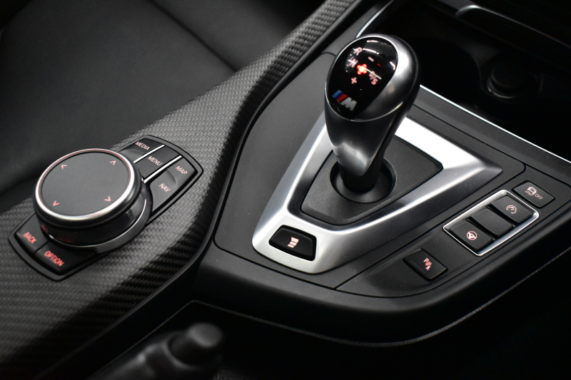 BMW Mシリーズ M2 ｺﾝﾍﾟﾃｨｼｮﾝ MDCT 7速DCT LCI後期  ｻﾝﾙｰﾌ ﾊｰﾏﾝｶｰﾄﾞﾝ 専用410馬力ｴﾝｼﾞﾝ LEDﾍｯﾄﾞﾗｲﾄ&ﾃｰﾙ ﾋｰﾀｰ付黒革 ﾀｯﾁﾊﾟﾈﾙHDDﾅﾋﾞBｶﾒﾗ 19AW 衝突軽減ﾌﾞﾚｰｷ 車線逸脱＆歩行者警告  Mｼｰﾄﾍﾞﾙﾄ 2年保証