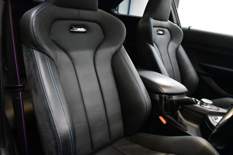 BMW Mシリーズ M2 ｺﾝﾍﾟﾃｨｼｮﾝ MDCT 7速DCT LCI後期  ｻﾝﾙｰﾌ ﾊｰﾏﾝｶｰﾄﾞﾝ 専用410馬力ｴﾝｼﾞﾝ LEDﾍｯﾄﾞﾗｲﾄ&ﾃｰﾙ ﾋｰﾀｰ付黒革 ﾀｯﾁﾊﾟﾈﾙHDDﾅﾋﾞBｶﾒﾗ 19AW 衝突軽減ﾌﾞﾚｰｷ 車線逸脱＆歩行者警告  Mｼｰﾄﾍﾞﾙﾄ 2年保証