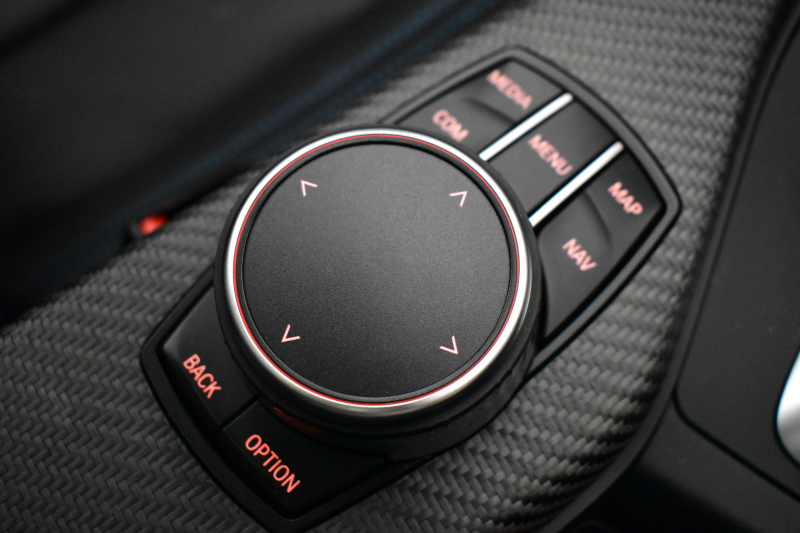 BMW Mシリーズ M2 ｺﾝﾍﾟﾃｨｼｮﾝ MDCT 7速DCT LCI後期  ｻﾝﾙｰﾌ ﾊｰﾏﾝｶｰﾄﾞﾝ 専用410馬力ｴﾝｼﾞﾝ LEDﾍｯﾄﾞﾗｲﾄ&ﾃｰﾙ ﾋｰﾀｰ付黒革 ﾀｯﾁﾊﾟﾈﾙHDDﾅﾋﾞBｶﾒﾗ 19AW 衝突軽減ﾌﾞﾚｰｷ 車線逸脱＆歩行者警告  Mｼｰﾄﾍﾞﾙﾄ 2年保証