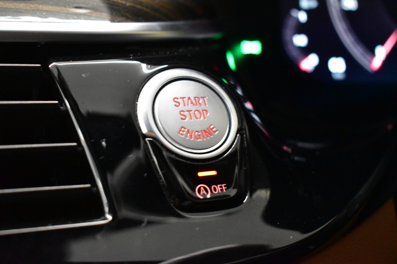 BMW 6シリーズ 630iｸﾞﾗﾝﾂｰﾘｽﾓ Mｽﾎﾟｰﾂ 全席ﾋｰﾀｰ付茶革 ﾊﾟﾉﾗﾏｻﾝﾙｰﾌ ﾘｱｴﾝﾀｰﾃｲﾝﾒﾝﾄ LEDﾍｯﾄﾞﾗｲﾄ 追従ACC HUD 衝突軽減ﾌﾞﾚｰｷ 車線変更 &逸脱&歩行者警告 ﾀｯﾁﾊﾟﾈﾙﾅﾋﾞ 全周囲ｶﾒﾗ3Dﾋﾞｭｰ ﾊｰﾏﾝｶｰﾄﾞﾝｻｳﾝﾄﾞ 液晶ﾒｰﾀｰ 電動Rｹﾞｰﾄ 4ｿﾞｰﾝAC 2年保証