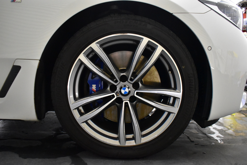 BMW 6シリーズ 630iｸﾞﾗﾝﾂｰﾘｽﾓ Mｽﾎﾟｰﾂ 全席ﾋｰﾀｰ付茶革 ﾊﾟﾉﾗﾏｻﾝﾙｰﾌ ﾘｱｴﾝﾀｰﾃｲﾝﾒﾝﾄ LEDﾍｯﾄﾞﾗｲﾄ 追従ACC HUD 衝突軽減ﾌﾞﾚｰｷ 車線変更 &逸脱&歩行者警告 ﾀｯﾁﾊﾟﾈﾙﾅﾋﾞ 全周囲ｶﾒﾗ3Dﾋﾞｭｰ ﾊｰﾏﾝｶｰﾄﾞﾝｻｳﾝﾄﾞ 液晶ﾒｰﾀｰ 電動Rｹﾞｰﾄ 4ｿﾞｰﾝAC 2年保証