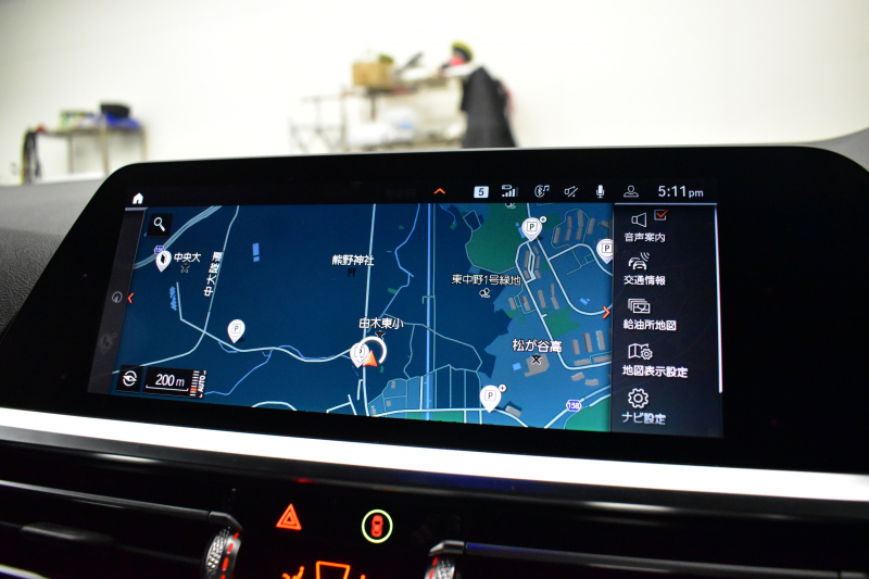 BMW 3シリーズ 320i Mｽﾎﾟｰﾂ ﾃﾞﾋﾞｭｰ&ｺﾝﾌｫｰﾄP ﾋｰﾀｰ付黒革 19AW ﾗｲﾌﾞｺｯｸﾋﾟｯﾄﾀｯﾁﾊﾟﾈﾙﾅﾋﾞ ｱｯﾌﾟﾙｶｰﾌﾟﾚｲ 追従ACC LEDﾍｯﾄﾞﾗｲﾄ 電動ﾄﾗﾝｸ 側面衝突&車線変更&逸脱警告 液晶ﾒｰﾀｰ Pｱｼｽﾄ ｳｯﾄﾞｲﾝﾃﾘｱ HiFiｽﾋﾟｰｶｰ 2年保証