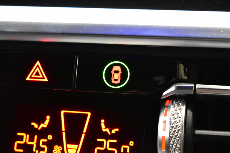 BMW 3シリーズ 320i Mｽﾎﾟｰﾂ ﾃﾞﾋﾞｭｰ&ｺﾝﾌｫｰﾄP ﾋｰﾀｰ付黒革 19AW ﾗｲﾌﾞｺｯｸﾋﾟｯﾄﾀｯﾁﾊﾟﾈﾙﾅﾋﾞ ｱｯﾌﾟﾙｶｰﾌﾟﾚｲ 追従ACC LEDﾍｯﾄﾞﾗｲﾄ 電動ﾄﾗﾝｸ 側面衝突&車線変更&逸脱警告 液晶ﾒｰﾀｰ Pｱｼｽﾄ ｳｯﾄﾞｲﾝﾃﾘｱ HiFiｽﾋﾟｰｶｰ 2年保証