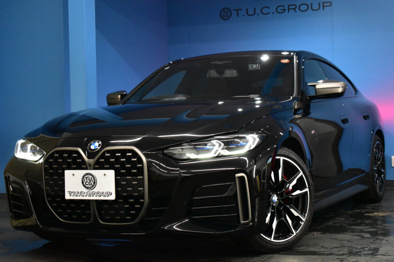 BMW 4シリーズ M440i xDriveｸﾞﾗﾝｸｰﾍﾟ 1ｵｰﾅｰ ｲﾉﾍﾞｰｼｮﾝ&ｺﾝﾌｫｰﾄ&ﾊｲﾗｲﾝP 全周囲ｶﾒﾗ ﾋｰﾀｰ付赤革 19AW ﾚｰｻﾞｰLEDﾍｯﾄﾞ HUD Mｽﾎﾟｰﾂﾃﾞﾌ ﾚｯﾄﾞﾌﾞﾚｰｷｷｬﾘﾊﾟｰ 可変Mｻｽ ｼﾞｪｽﾁｬｰC付ﾗｲﾌﾞｺｯｸﾋﾟｯﾄ Pｱｼｽﾄ LCW Apple Car Play TV harman/kardon 2年保証