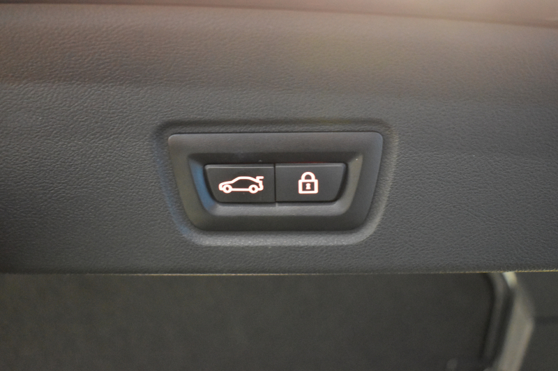 BMW 4シリーズ M440i xDriveｸﾞﾗﾝｸｰﾍﾟ 1ｵｰﾅｰ ｲﾉﾍﾞｰｼｮﾝ&ｺﾝﾌｫｰﾄ&ﾊｲﾗｲﾝP 全周囲ｶﾒﾗ ﾋｰﾀｰ付赤革 19AW ﾚｰｻﾞｰLEDﾍｯﾄﾞ HUD Mｽﾎﾟｰﾂﾃﾞﾌ ﾚｯﾄﾞﾌﾞﾚｰｷｷｬﾘﾊﾟｰ 可変Mｻｽ ｼﾞｪｽﾁｬｰC付ﾗｲﾌﾞｺｯｸﾋﾟｯﾄ Pｱｼｽﾄ LCW Apple Car Play TV harman/kardon 2年保証