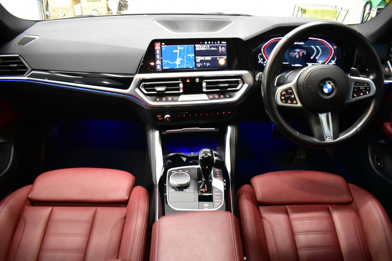 BMW 4シリーズ M440i xDriveｸﾞﾗﾝｸｰﾍﾟ 1ｵｰﾅｰ ｲﾉﾍﾞｰｼｮﾝ&ｺﾝﾌｫｰﾄ&ﾊｲﾗｲﾝP 全周囲ｶﾒﾗ ﾋｰﾀｰ付赤革 19AW ﾚｰｻﾞｰLEDﾍｯﾄﾞ HUD Mｽﾎﾟｰﾂﾃﾞﾌ ﾚｯﾄﾞﾌﾞﾚｰｷｷｬﾘﾊﾟｰ 可変Mｻｽ ｼﾞｪｽﾁｬｰC付ﾗｲﾌﾞｺｯｸﾋﾟｯﾄ Pｱｼｽﾄ LCW Apple Car Play TV harman/kardon 2年保証