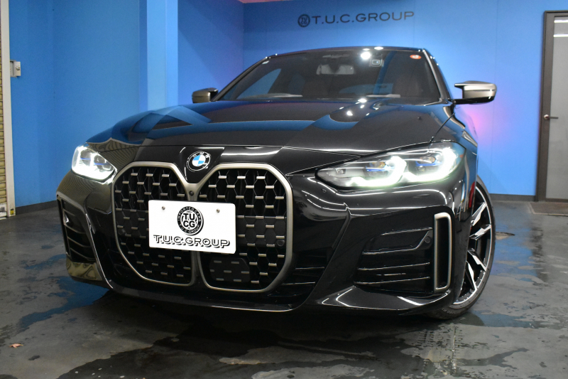 BMW 4シリーズ M440i xDriveｸﾞﾗﾝｸｰﾍﾟ 1ｵｰﾅｰ ｲﾉﾍﾞｰｼｮﾝ&ｺﾝﾌｫｰﾄ&ﾊｲﾗｲﾝP 全周囲ｶﾒﾗ ﾋｰﾀｰ付赤革 19AW ﾚｰｻﾞｰLEDﾍｯﾄﾞ HUD Mｽﾎﾟｰﾂﾃﾞﾌ ﾚｯﾄﾞﾌﾞﾚｰｷｷｬﾘﾊﾟｰ 可変Mｻｽ ｼﾞｪｽﾁｬｰC付ﾗｲﾌﾞｺｯｸﾋﾟｯﾄ Pｱｼｽﾄ LCW Apple Car Play TV harman/kardon 2年保証