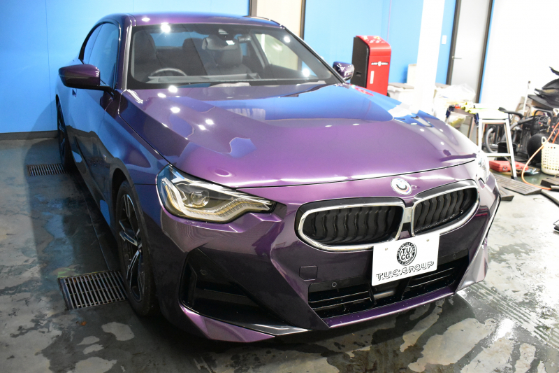 BMW 2シリーズ 220i Mｽﾎﾟｰﾂ ﾊｲﾗｲﾝP ｶｰﾌﾞﾄﾞﾃﾞｨｽﾌﾟﾚｲ ﾋｰﾀｰ付電動黒革  ﾊｰﾏﾝｶｰﾄﾞﾝｻｳﾝﾄﾞｼｽﾃﾑ  追従ACC ｱﾀﾞﾌﾟﾃｨﾌﾞLEDﾍｯﾄﾞﾗｲﾄ ｻﾝﾌﾟﾛﾃｸｼｮﾝｶﾞﾗｽ BMWﾗｲﾌﾞｺｯｸﾋﾟｯﾄ ﾅﾋﾞBｶﾒﾗ 18AW ﾜｲﾔﾚｽ充電ﾄﾚｲ ｱｯﾌﾟﾙｶｰﾌﾟﾚｲ 2年保証