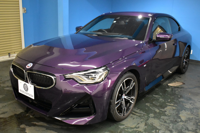 BMW 2シリーズ 220i Mｽﾎﾟｰﾂ ﾊｲﾗｲﾝP ｶｰﾌﾞﾄﾞﾃﾞｨｽﾌﾟﾚｲ ﾋｰﾀｰ付電動黒革  ﾊｰﾏﾝｶｰﾄﾞﾝｻｳﾝﾄﾞｼｽﾃﾑ  追従ACC ｱﾀﾞﾌﾟﾃｨﾌﾞLEDﾍｯﾄﾞﾗｲﾄ ｻﾝﾌﾟﾛﾃｸｼｮﾝｶﾞﾗｽ BMWﾗｲﾌﾞｺｯｸﾋﾟｯﾄ ﾅﾋﾞBｶﾒﾗ 18AW ﾜｲﾔﾚｽ充電ﾄﾚｲ ｱｯﾌﾟﾙｶｰﾌﾟﾚｲ 2年保証