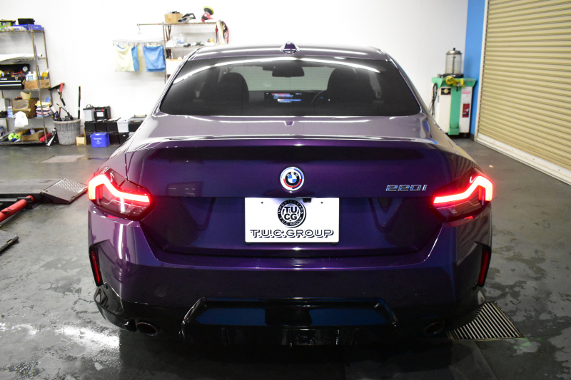 BMW 2シリーズ 220i Mｽﾎﾟｰﾂ ﾊｲﾗｲﾝP ｶｰﾌﾞﾄﾞﾃﾞｨｽﾌﾟﾚｲ ﾋｰﾀｰ付電動黒革  ﾊｰﾏﾝｶｰﾄﾞﾝｻｳﾝﾄﾞｼｽﾃﾑ  追従ACC ｱﾀﾞﾌﾟﾃｨﾌﾞLEDﾍｯﾄﾞﾗｲﾄ ｻﾝﾌﾟﾛﾃｸｼｮﾝｶﾞﾗｽ BMWﾗｲﾌﾞｺｯｸﾋﾟｯﾄ ﾅﾋﾞBｶﾒﾗ 18AW ﾜｲﾔﾚｽ充電ﾄﾚｲ ｱｯﾌﾟﾙｶｰﾌﾟﾚｲ 2年保証