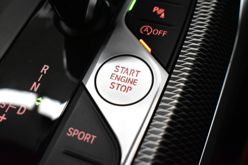 BMW 3シリーズ M340i Xﾄﾞﾗｲﾌﾞ ｲﾉﾍﾞｰｼｮﾝP ﾋｰﾀｰ付ｺﾆｬｯｸﾚｻﾞｰ Mｽﾎﾟｰﾂｼｰﾄ ACC HUD ﾚｰｻﾞｰLEDﾗｲﾄ 電動ﾄﾗﾝｸ 可変Mｻｽ 19AW Mｽﾎﾟｰﾂﾌﾞﾚｰｷ&ﾃﾞﾌ ｼﾞｪｽﾁｬｰC付ﾀｯﾁﾊﾟﾈﾙﾅﾋﾞ全周囲ｶﾒﾗ ﾊｰﾏﾝｶｰﾄﾞﾝ 側面衝突&車線変更&逸脱警告 2年保証