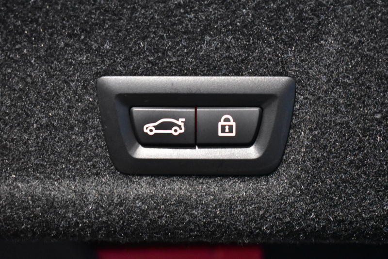 BMW 3シリーズ M340i Xﾄﾞﾗｲﾌﾞ ｲﾉﾍﾞｰｼｮﾝP ﾋｰﾀｰ付ｺﾆｬｯｸﾚｻﾞｰ Mｽﾎﾟｰﾂｼｰﾄ ACC HUD ﾚｰｻﾞｰLEDﾗｲﾄ 電動ﾄﾗﾝｸ 可変Mｻｽ 19AW Mｽﾎﾟｰﾂﾌﾞﾚｰｷ&ﾃﾞﾌ ｼﾞｪｽﾁｬｰC付ﾀｯﾁﾊﾟﾈﾙﾅﾋﾞ全周囲ｶﾒﾗ ﾊｰﾏﾝｶｰﾄﾞﾝ 側面衝突&車線変更&逸脱警告 2年保証