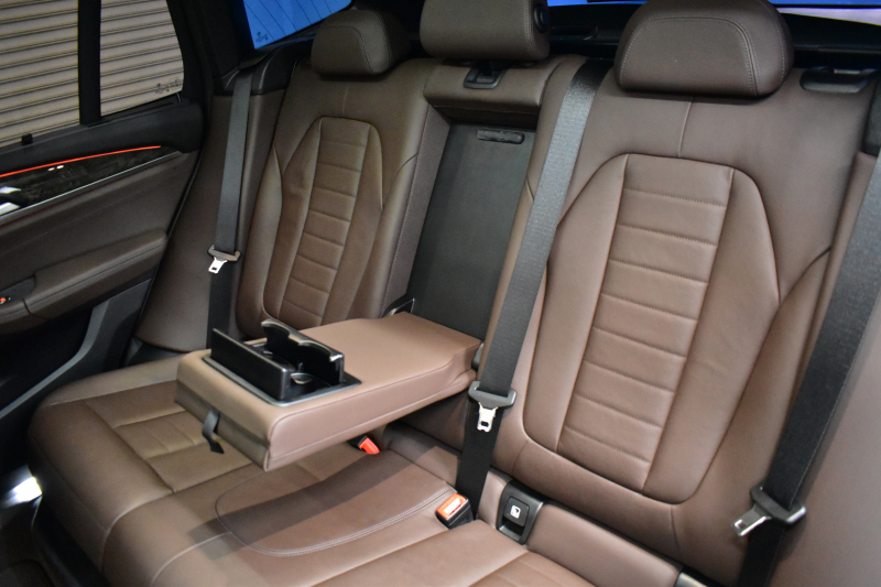 BMW X3 Xﾄﾞﾗｲﾌﾞ20d Mｽﾎﾟｰﾂ 1ｵｰﾅｰ 型式変更後ﾓﾃﾞﾙ(UZ20) ｾﾚｸﾄ&ﾊｲﾗｲﾝP ﾊﾟﾉﾗﾏｻﾝﾙｰﾌ ﾗｲﾌﾞｺｯｸﾋﾟｯﾄ LEDﾍｯﾄﾞﾗｲﾄ 追従ACC HUD 全席ﾋｰﾀｰ付ﾓｶﾚｻﾞｰ LCW ﾊｰﾏﾝｶｰﾄﾞﾝ ﾀｯﾁﾊﾟﾈﾙﾅﾋﾞﾌﾙｾｸﾞ全周囲ｶﾒﾗ 電動Rｹﾞｰﾄ ﾜｲﾔﾚｽ充電 19AW 2年保証