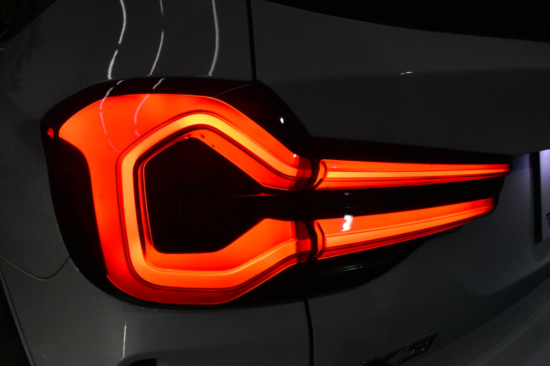 BMW X3 Xﾄﾞﾗｲﾌﾞ20d Mｽﾎﾟｰﾂ LCI後期 ｾﾚｸﾄP ﾊﾟﾉﾗﾏｻﾝﾙｰﾌ ﾗｲﾌﾞｺｯｸﾋﾟｯﾄ LEDﾍｯﾄﾞﾗｲﾄ 追従ACC HUD 全席ﾋｰﾀｰ付ﾓｶﾌﾞﾗｳﾝﾚｻﾞｰ LCW ﾊｰﾏﾝｶｰﾄﾞﾝ ﾀｯﾁﾊﾟﾈﾙﾅﾋﾞｼﾞｪｽﾁｬｰC ﾌﾙｾｸﾞ全周囲ｶﾒﾗ 電動Rｹﾞｰﾄ ﾜｲﾔﾚｽ充電 19AW 2年保証