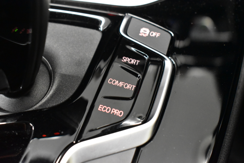 BMW X3 Xﾄﾞﾗｲﾌﾞ20d Mｽﾎﾟｰﾂ ﾊｲﾗｲﾝP ﾊﾟﾉﾗﾏｻﾝﾙｰﾌ 型式変更後ﾓﾃﾞﾙ（UZ20） ﾗｲﾌﾞｺｯｸﾋﾟｯﾄ  20AW LEDﾍｯﾄﾞﾗｲﾄ 追従ACC HUD 全席ﾋｰﾀｰ付黒革 LCW ﾀｯﾁﾊﾟﾈﾙﾅﾋﾞﾌﾙｾｸﾞ全周囲ｶﾒﾗ3Dﾋﾞｭｰ  電動Rｹﾞｰﾄ ﾜｲﾔﾚｽ充電 1ｵｰﾅｰ 2年保証