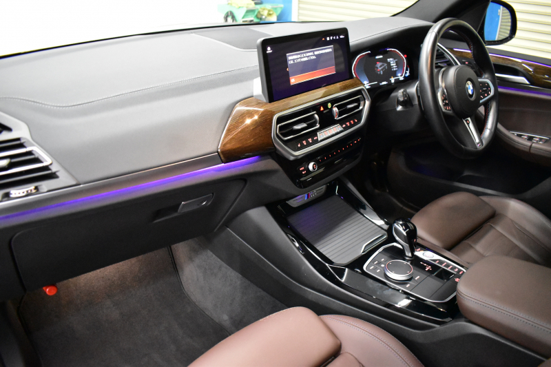 BMW X3 M40i ｾﾚｸﾄﾊﾟｯｹｰｼﾞ LCI後期 変更後ﾃﾞｻﾞｲﾝLEDﾍｯﾄﾞﾗｲﾄ&ﾃｰﾙ ﾊﾟﾉﾗﾏｻﾝﾙｰﾌ ﾗｲﾌﾞｺｸﾋﾟｯﾄ 可変Mｻｽ 全席ﾋｰﾀｰ付ﾓｶﾚｻﾞｰ ﾊｰﾏﾝｶｰﾄﾞﾝ 20AW 追従ACC HUD ｽﾃｱﾘﾝｸﾞｻﾎﾟｰﾄ ﾀｯﾁﾊﾟﾈﾙﾅﾋﾞ ﾌﾙｾｸﾞ 全周囲ｶﾒﾗ3Dﾋﾞｭｰ 電動Rｹﾞｰﾄ 2年保証