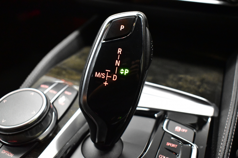 BMW 5シリーズ 523iﾂｰﾘﾝｸﾞ Mｽﾎﾟｰﾂ ﾊｲﾗｲﾝP  ｱﾀﾞﾌﾟﾃｨﾌﾞLEDﾍｯﾄﾞﾗｲﾄ 全席ﾋｰﾀｰ付黒革 追従ACC 車線変更&逸脱&歩行者警告 ﾀｯﾁﾊﾟﾈﾙHDDﾅﾋﾞ 全周囲ｶﾒﾗ3Dﾋﾞｭｰ Pｱｼｽﾄ 液晶ﾒｰﾀｰ  19AW  2年保証