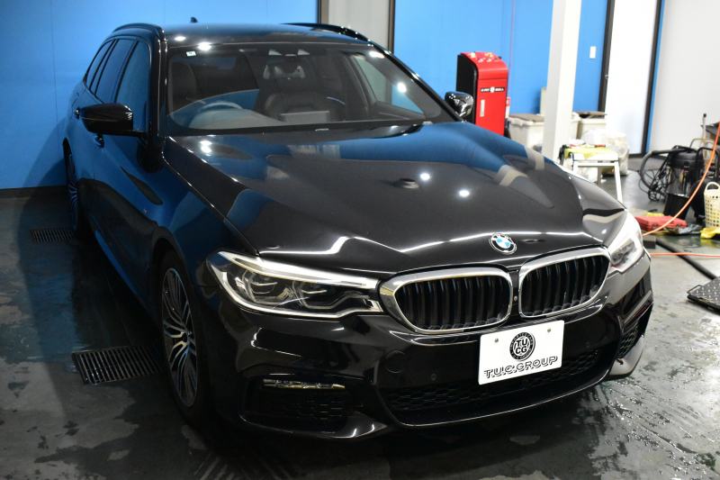 BMW 5シリーズ 523iﾂｰﾘﾝｸﾞ Mｽﾎﾟｰﾂ ﾊｲﾗｲﾝP  ｱﾀﾞﾌﾟﾃｨﾌﾞLEDﾍｯﾄﾞﾗｲﾄ 全席ﾋｰﾀｰ付黒革 追従ACC 車線変更&逸脱&歩行者警告 ﾀｯﾁﾊﾟﾈﾙHDDﾅﾋﾞ 全周囲ｶﾒﾗ3Dﾋﾞｭｰ Pｱｼｽﾄ 液晶ﾒｰﾀｰ  19AW  2年保証