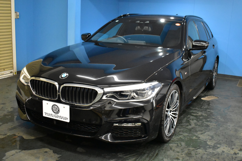 BMW 5シリーズ 523iﾂｰﾘﾝｸﾞ Mｽﾎﾟｰﾂ ﾊｲﾗｲﾝP  ｱﾀﾞﾌﾟﾃｨﾌﾞLEDﾍｯﾄﾞﾗｲﾄ 全席ﾋｰﾀｰ付黒革 追従ACC 車線変更&逸脱&歩行者警告 ﾀｯﾁﾊﾟﾈﾙHDDﾅﾋﾞ 全周囲ｶﾒﾗ3Dﾋﾞｭｰ Pｱｼｽﾄ 液晶ﾒｰﾀｰ  19AW  2年保証