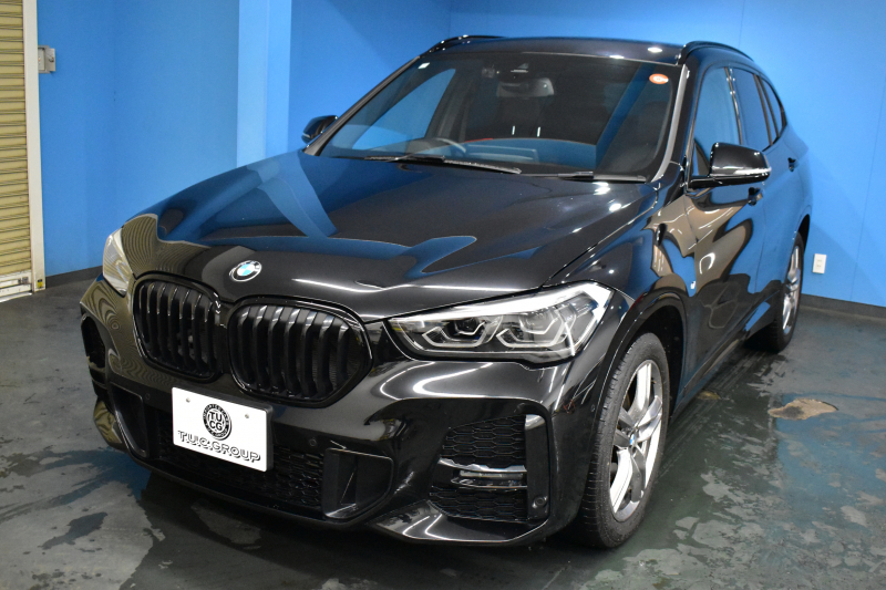 BMW X1 Xdrive18d Mｽﾎﾟｰﾂ ｴﾃﾞｨｼｮﾝｼﾞｮｲ+ LCI後期 ﾌｪｲｽﾘﾌﾄ後ﾓﾃﾞﾙ 4WD ｱﾄﾞﾊﾞﾝｽﾄﾞｱｸﾃｨﾌﾞｾｰﾌﾃｨ&ﾊｲﾗｲﾝ&ｺﾝﾌｫｰﾄP ACC HUD ﾋｰﾀｰ付電動黒革 LEDﾍｯﾄﾞﾗｲﾄ 18AW 車線逸脱&歩行者警告 衝突軽減B ﾀｯﾁﾊﾟﾈﾙﾅﾋﾞ Bｶﾒﾗ 電動Rｹﾞｰﾄ 2年保証