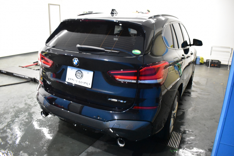 BMW X1 Xdrive18d Mｽﾎﾟｰﾂ ｴﾃﾞｨｼｮﾝｼﾞｮｲ+ LCI後期 ﾌｪｲｽﾘﾌﾄ後ﾓﾃﾞﾙ 4WD ｱﾄﾞﾊﾞﾝｽﾄﾞｱｸﾃｨﾌﾞｾｰﾌﾃｨ&ﾊｲﾗｲﾝ&ｺﾝﾌｫｰﾄP ACC HUD ﾋｰﾀｰ付電動黒革 LEDﾍｯﾄﾞﾗｲﾄ 18AW 車線逸脱&歩行者警告 衝突軽減B ﾀｯﾁﾊﾟﾈﾙﾅﾋﾞ Bｶﾒﾗ 電動Rｹﾞｰﾄ 2年保証