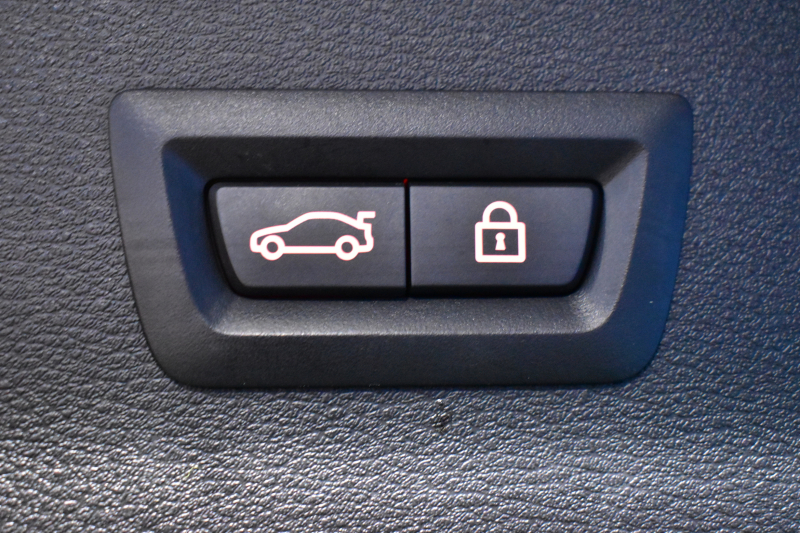 BMW X1 Xdrive18d Mｽﾎﾟｰﾂ ｴﾃﾞｨｼｮﾝｼﾞｮｲ+ LCI後期 ﾌｪｲｽﾘﾌﾄ後ﾓﾃﾞﾙ 4WD ｱﾄﾞﾊﾞﾝｽﾄﾞｱｸﾃｨﾌﾞｾｰﾌﾃｨ&ﾊｲﾗｲﾝ&ｺﾝﾌｫｰﾄP ACC HUD ﾋｰﾀｰ付電動黒革 LEDﾍｯﾄﾞﾗｲﾄ 18AW 車線逸脱&歩行者警告 衝突軽減B ﾀｯﾁﾊﾟﾈﾙﾅﾋﾞ Bｶﾒﾗ 電動Rｹﾞｰﾄ 2年保証