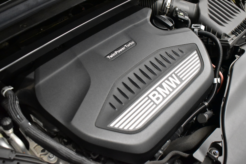 BMW X1 Xdrive18d Xﾗｲﾝ LCI後期 ﾌｪｲｽﾘﾌﾄ後ﾓﾃﾞﾙ 4WD ｱﾄﾞﾊﾞﾝｽﾄﾞｱｸﾃｨﾌﾞｾｰﾌﾃｨ&ﾊｲﾗｲﾝ&ｺﾝﾌｫｰﾄP ACC ﾋｰﾀｰ付電動白革 LEDﾍｯﾄﾞﾗｲﾄ 18AW 車線逸脱&歩行者警告 衝突軽減B ﾀｯﾁﾊﾟﾈﾙﾅﾋﾞ Bｶﾒﾗ 電動Rｹﾞｰﾄ 2年保証