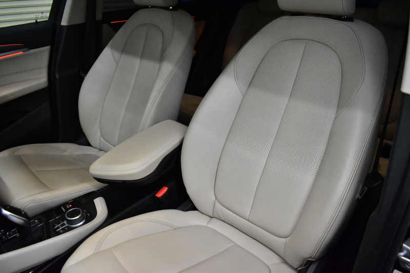 BMW X1 Xdrive18d Xﾗｲﾝ LCI後期 ﾌｪｲｽﾘﾌﾄ後ﾓﾃﾞﾙ 4WD ｱﾄﾞﾊﾞﾝｽﾄﾞｱｸﾃｨﾌﾞｾｰﾌﾃｨ&ﾊｲﾗｲﾝ&ｺﾝﾌｫｰﾄP ACC ﾋｰﾀｰ付電動白革 LEDﾍｯﾄﾞﾗｲﾄ 18AW 車線逸脱&歩行者警告 衝突軽減B ﾀｯﾁﾊﾟﾈﾙﾅﾋﾞ Bｶﾒﾗ 電動Rｹﾞｰﾄ 2年保証