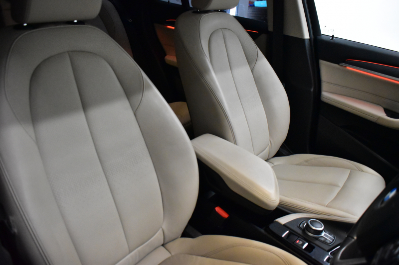 BMW X1 Xdrive18d Xﾗｲﾝ LCI後期 ﾌｪｲｽﾘﾌﾄ後ﾓﾃﾞﾙ 4WD ｱﾄﾞﾊﾞﾝｽﾄﾞｱｸﾃｨﾌﾞｾｰﾌﾃｨ&ﾊｲﾗｲﾝ&ｺﾝﾌｫｰﾄP ACC ﾋｰﾀｰ付電動白革 LEDﾍｯﾄﾞﾗｲﾄ 18AW 車線逸脱&歩行者警告 衝突軽減B ﾀｯﾁﾊﾟﾈﾙﾅﾋﾞ Bｶﾒﾗ 電動Rｹﾞｰﾄ 2年保証