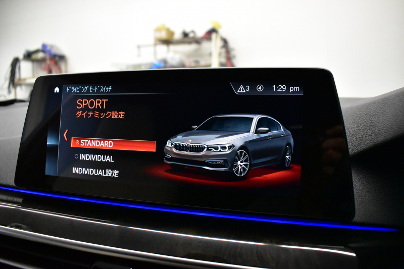 BMW 5シリーズ 530e Mｽﾎﾟｰﾂ iﾊﾟﾌｫｰﾏﾝｽ PHEV 1ｵｰﾅｰ ｺﾝﾌｫｰﾄ＆ﾊｲﾗｲﾝP 前席ﾍﾞﾝﾁﾚｰｼｮﾝ&ﾏｯｻｰｼﾞ&全席ﾋｰﾀｰ付白革 HUD ｼﾞｪｽﾁｬｰｺﾝﾄﾛｰﾙ付ﾀｯﾁﾊﾟﾈﾙﾅﾋﾞ4ｿﾞｰﾝAC 全周囲ｶﾒﾗ ﾌﾙｾｸﾞTV LEDﾍｯﾄﾞﾗｲﾄ 液晶ﾒｰﾀｰ ACC LCW 電動ﾄﾗﾝｸ 2年保証