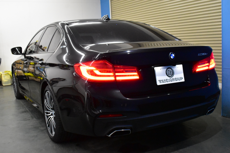 BMW 5シリーズ 530e Mｽﾎﾟｰﾂ iﾊﾟﾌｫｰﾏﾝｽ PHEV 1ｵｰﾅｰ ｺﾝﾌｫｰﾄ＆ﾊｲﾗｲﾝP 前席ﾍﾞﾝﾁﾚｰｼｮﾝ&ﾏｯｻｰｼﾞ&全席ﾋｰﾀｰ付白革 HUD ｼﾞｪｽﾁｬｰｺﾝﾄﾛｰﾙ付ﾀｯﾁﾊﾟﾈﾙﾅﾋﾞ4ｿﾞｰﾝAC 全周囲ｶﾒﾗ ﾌﾙｾｸﾞTV LEDﾍｯﾄﾞﾗｲﾄ 液晶ﾒｰﾀｰ ACC LCW 電動ﾄﾗﾝｸ 2年保証