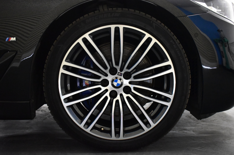 BMW 5シリーズ 530e Mｽﾎﾟｰﾂ iﾊﾟﾌｫｰﾏﾝｽ PHEV 1ｵｰﾅｰ ｺﾝﾌｫｰﾄ＆ﾊｲﾗｲﾝP 前席ﾍﾞﾝﾁﾚｰｼｮﾝ&ﾏｯｻｰｼﾞ&全席ﾋｰﾀｰ付白革 HUD ｼﾞｪｽﾁｬｰｺﾝﾄﾛｰﾙ付ﾀｯﾁﾊﾟﾈﾙﾅﾋﾞ4ｿﾞｰﾝAC 全周囲ｶﾒﾗ ﾌﾙｾｸﾞTV LEDﾍｯﾄﾞﾗｲﾄ 液晶ﾒｰﾀｰ ACC LCW 電動ﾄﾗﾝｸ 2年保証