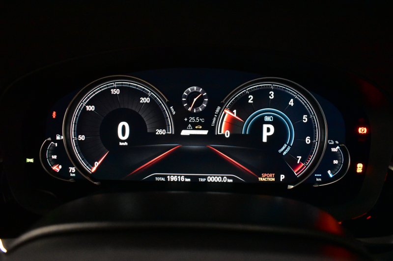 BMW 5シリーズ 530e Mｽﾎﾟｰﾂ iﾊﾟﾌｫｰﾏﾝｽ PHEV 1ｵｰﾅｰ ｺﾝﾌｫｰﾄ＆ﾊｲﾗｲﾝP 前席ﾍﾞﾝﾁﾚｰｼｮﾝ&ﾏｯｻｰｼﾞ&全席ﾋｰﾀｰ付白革 HUD ｼﾞｪｽﾁｬｰｺﾝﾄﾛｰﾙ付ﾀｯﾁﾊﾟﾈﾙﾅﾋﾞ4ｿﾞｰﾝAC 全周囲ｶﾒﾗ ﾌﾙｾｸﾞTV LEDﾍｯﾄﾞﾗｲﾄ 液晶ﾒｰﾀｰ ACC LCW 電動ﾄﾗﾝｸ 2年保証