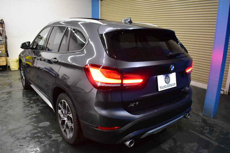 BMW X1 Xdrive18d Xﾗｲﾝ LCI後期 4WD ｾﾚｸﾄ&ｱﾄﾞﾊﾞﾝｽﾄﾞｱｸﾃｨﾌﾞｾｰﾌﾃｨ&ﾊｲﾗｲﾝ&ｺﾝﾌｫｰﾄP ﾊﾟﾉﾗﾏｻﾝﾙｰﾌ ACC ﾋｰﾀｰ付電動黒革 LEDﾍｯﾄﾞﾗｲﾄ 18AW 車線逸脱&歩行者警告 衝突軽減B ﾀｯﾁﾊﾟﾈﾙﾅﾋﾞ Bｶﾒﾗ ﾜｲﾔﾚｽﾁｬｰｼﾞ 電動Rｹﾞｰﾄ 2年保証