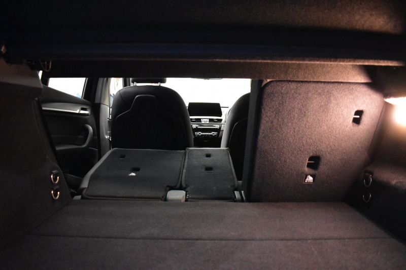 BMW X1 Xdrive18d Xﾗｲﾝ LCI後期 4WD ｾﾚｸﾄ&ｱﾄﾞﾊﾞﾝｽﾄﾞｱｸﾃｨﾌﾞｾｰﾌﾃｨ&ﾊｲﾗｲﾝ&ｺﾝﾌｫｰﾄP ﾊﾟﾉﾗﾏｻﾝﾙｰﾌ ACC ﾋｰﾀｰ付電動黒革 LEDﾍｯﾄﾞﾗｲﾄ 18AW 車線逸脱&歩行者警告 衝突軽減B ﾀｯﾁﾊﾟﾈﾙﾅﾋﾞ Bｶﾒﾗ ﾜｲﾔﾚｽﾁｬｰｼﾞ 電動Rｹﾞｰﾄ 2年保証