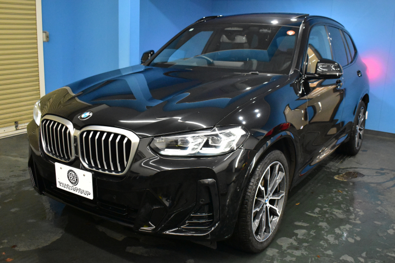 BMW X3 Xﾄﾞﾗｲﾌﾞ20d Mｽﾎﾟｰﾂ LCI後期 変更後ﾃﾞｻﾞｲﾝLEDﾍｯﾄﾞﾗｲﾄ&ﾃｰﾙ ﾊﾟﾉﾗﾏｻﾝﾙｰﾌ ﾗｲﾌﾞｺｯｸﾋﾟｯﾄ ACC 全席ﾋｰﾀｰ付黒革 LCW ｼﾞｪｽﾁｬｰC付ﾀｯﾁﾊﾟﾈﾙﾅﾋﾞTV 全周囲ｶﾒﾗ 電動Rｹﾞｰﾄ ﾜｲﾔﾚｽ充電 20AW 2年保証