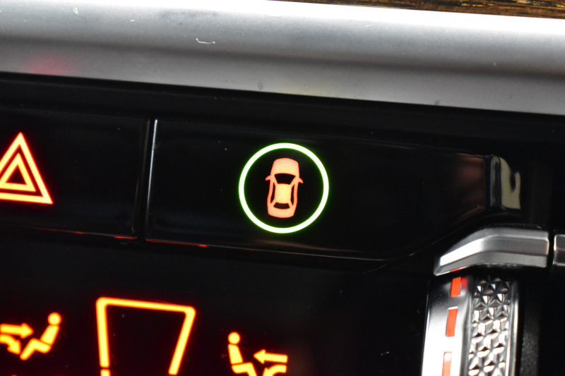 BMW X3 Xﾄﾞﾗｲﾌﾞ20d Mｽﾎﾟｰﾂ LCI後期 変更後ﾃﾞｻﾞｲﾝLEDﾍｯﾄﾞﾗｲﾄ&ﾃｰﾙ ﾊﾟﾉﾗﾏｻﾝﾙｰﾌ ﾗｲﾌﾞｺｯｸﾋﾟｯﾄ ACC 全席ﾋｰﾀｰ付黒革 LCW ｼﾞｪｽﾁｬｰC付ﾀｯﾁﾊﾟﾈﾙﾅﾋﾞTV 全周囲ｶﾒﾗ 電動Rｹﾞｰﾄ ﾜｲﾔﾚｽ充電 20AW 2年保証