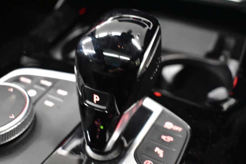 BMW X3 Xﾄﾞﾗｲﾌﾞ20d Mｽﾎﾟｰﾂ LCI後期 変更後ﾃﾞｻﾞｲﾝLEDﾍｯﾄﾞﾗｲﾄ&ﾃｰﾙ ﾊﾟﾉﾗﾏｻﾝﾙｰﾌ ﾗｲﾌﾞｺｯｸﾋﾟｯﾄ ACC 全席ﾋｰﾀｰ付黒革 LCW ｼﾞｪｽﾁｬｰC付ﾀｯﾁﾊﾟﾈﾙﾅﾋﾞTV 全周囲ｶﾒﾗ 電動Rｹﾞｰﾄ ﾜｲﾔﾚｽ充電 20AW 2年保証