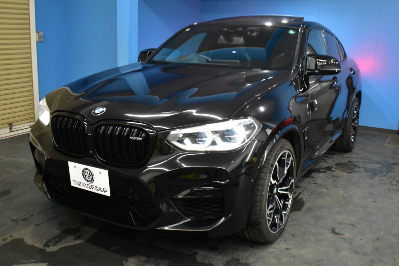 BMW Mシリーズ X4M ｺﾝﾍﾟﾃｨｼｮﾝ 4WD 510馬力 ﾊﾟﾉﾗﾏｻﾝﾙｰﾌ 全席ﾋｰﾀｰ Fﾍﾞﾝﾁﾚｰｼｮﾝ付ﾌﾞﾗｯｸﾒﾘﾉﾚｻﾞｰMｽﾎﾟｰﾂｼｰﾄ 21AW Mｽﾎﾟｰﾂｴｸﾞｿﾞｰｽﾄ ﾊｰﾏﾝｶｰﾄﾞﾝ 追従ACC HUD ｼﾞｪｽﾁｬｰC LEDﾍｯﾄﾞﾗｲﾄ ｵｰﾄﾊｲﾋﾞｰﾑ 2年保証