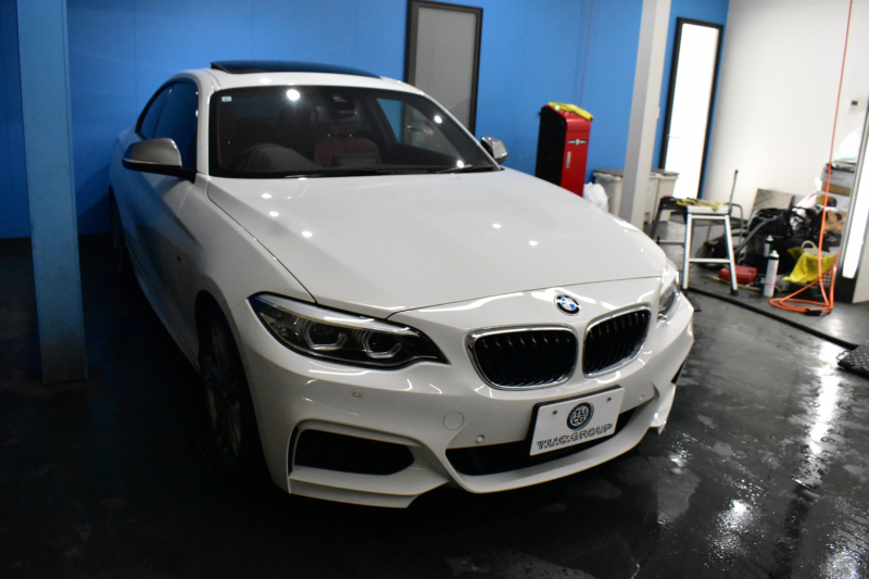 BMW 2シリーズ M240i LCI後期 直6ﾀｰﾎﾞ 340馬力 1ｵｰﾅｰ ｾﾚｸﾄP ｻﾝﾙｰﾌ 追従ACC LEDﾍｯﾄﾞﾗｲﾄ ﾋｰﾀｰ付赤革 ﾀｯﾁﾊﾟﾈﾙiﾄﾞﾗｲﾌﾞHDDﾅﾋﾞ Bｶﾒﾗ 前後PDC 可変Mｻｽ 大型ﾌﾞﾚｰｷｼｽﾃﾑ 車線逸脱&歩行者警告 衝突軽減ﾌﾞﾚｰｷ 18AW ﾊﾟﾄﾞﾙｼﾌﾄ 2年保証