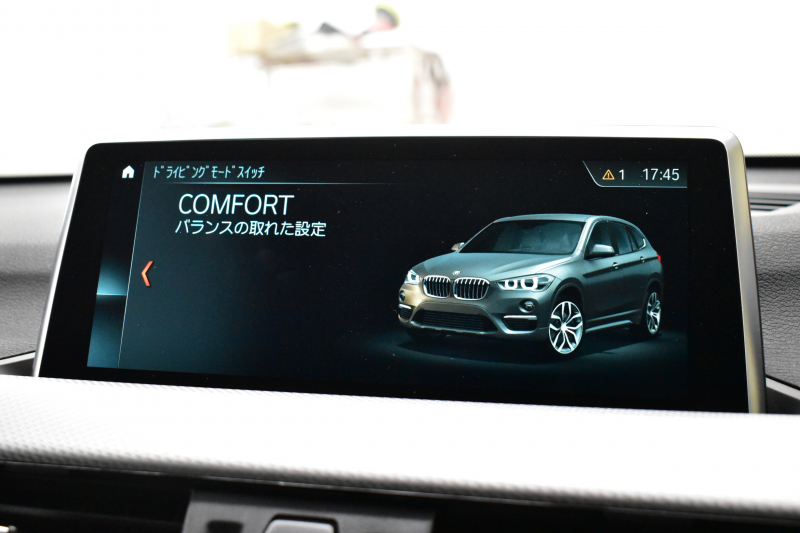 BMW X1 Xdrive20i Mｽﾎﾟｰﾂ ｱﾄﾞﾊﾞﾝｽﾄﾞｱｸﾃｨﾌﾞｾｰﾌﾃｨ&ｺﾝﾌｫｰﾄP 4WD 1ｵｰﾅｰ 追従ACC HUD ﾋｰﾀｰ付電動黒革 OZMSW20AW ｱｲﾊﾞｯﾊﾀﾞｳﾝｻｽ ﾀｯﾁﾊﾟｯﾄﾞﾅﾋﾞBｶﾒﾗ Pｱｼｽﾄ LEDﾍｯﾄﾞﾗｲﾄ 衝突軽減B 車線逸脱&歩行者警告 電動Rｹﾞｰﾄ 2年保証