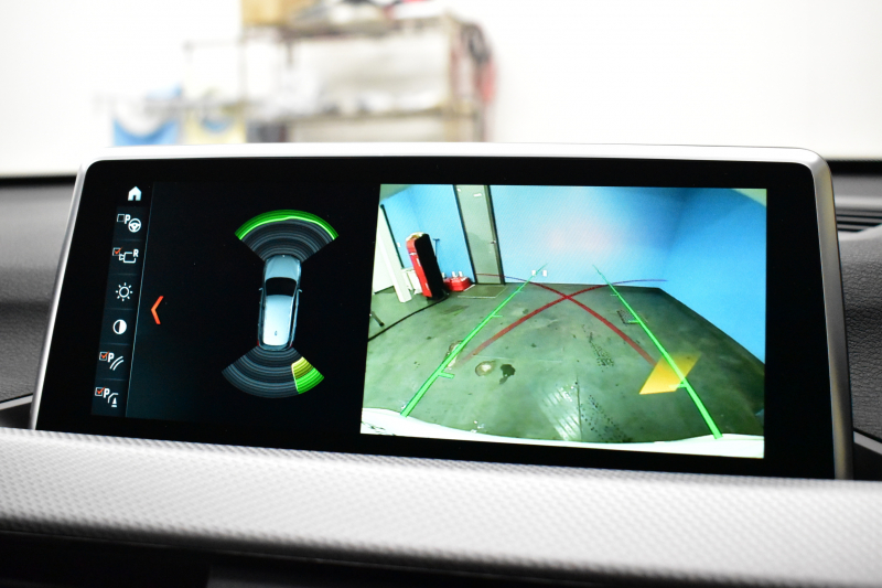 BMW X1 Xdrive20i Mｽﾎﾟｰﾂ ｱﾄﾞﾊﾞﾝｽﾄﾞｱｸﾃｨﾌﾞｾｰﾌﾃｨ&ｺﾝﾌｫｰﾄP 4WD 1ｵｰﾅｰ 追従ACC HUD ﾋｰﾀｰ付電動黒革 OZMSW20AW ｱｲﾊﾞｯﾊﾀﾞｳﾝｻｽ ﾀｯﾁﾊﾟｯﾄﾞﾅﾋﾞBｶﾒﾗ Pｱｼｽﾄ LEDﾍｯﾄﾞﾗｲﾄ 衝突軽減B 車線逸脱&歩行者警告 電動Rｹﾞｰﾄ 2年保証