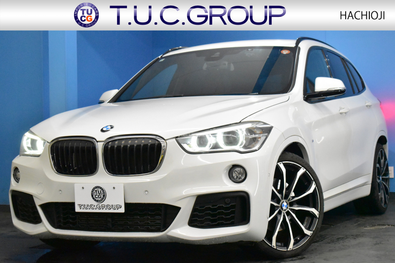 BMW X1 Xdrive20i Mｽﾎﾟｰﾂ ｱﾄﾞﾊﾞﾝｽﾄﾞｱｸﾃｨﾌﾞｾｰﾌﾃｨ&ｺﾝﾌｫｰﾄP 4WD 1ｵｰﾅｰ 追従ACC HUD ﾋｰﾀｰ付電動黒革 OZMSW20AW ｱｲﾊﾞｯﾊﾀﾞｳﾝｻｽ ﾀｯﾁﾊﾟｯﾄﾞﾅﾋﾞBｶﾒﾗ Pｱｼｽﾄ LEDﾍｯﾄﾞﾗｲﾄ 衝突軽減B 車線逸脱&歩行者警告 電動Rｹﾞｰﾄ 2年保証